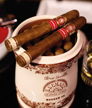 H. Upmann Magnum 50 Serie Sevilla Jar