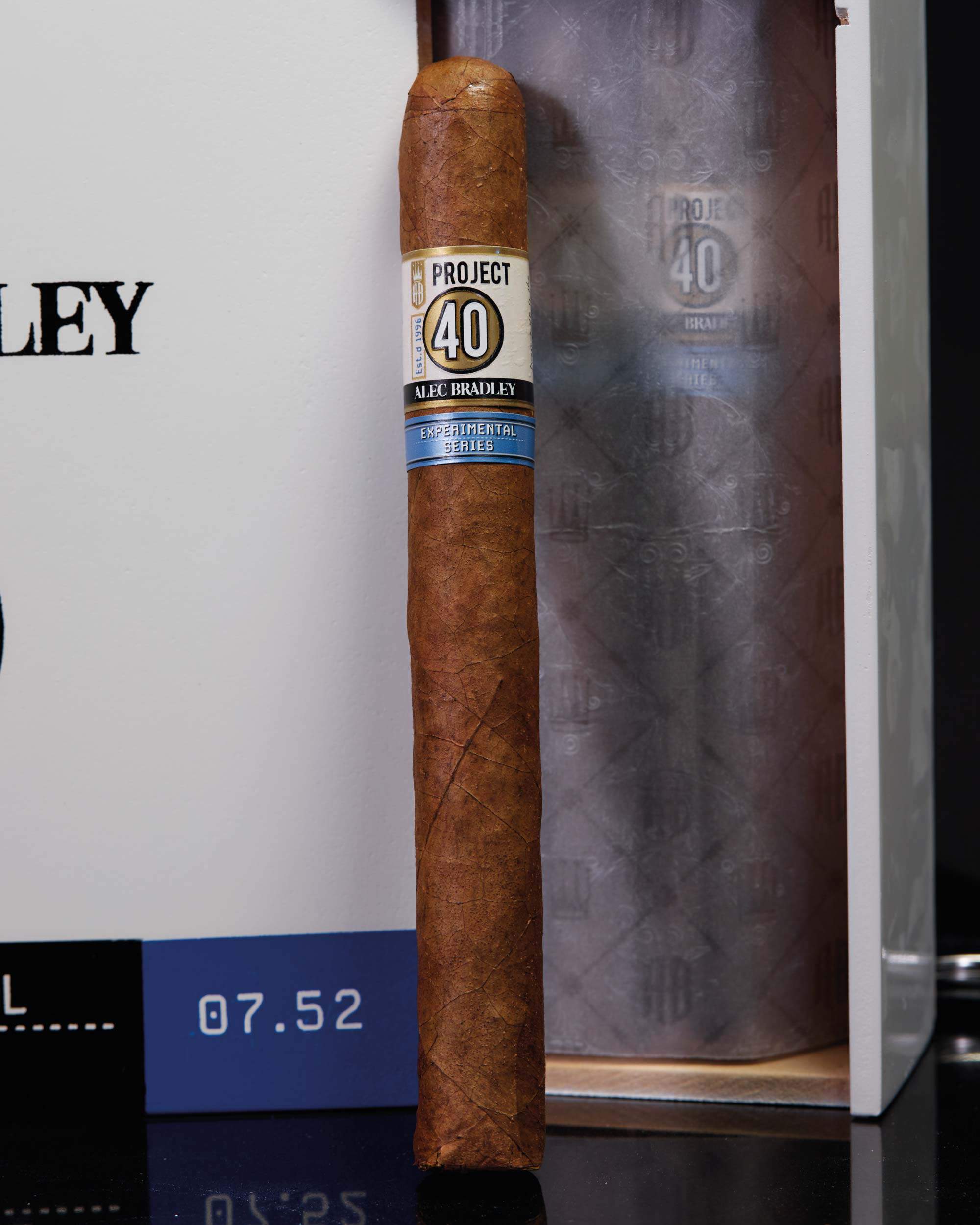 Alec Bradley Project 40 Churchill