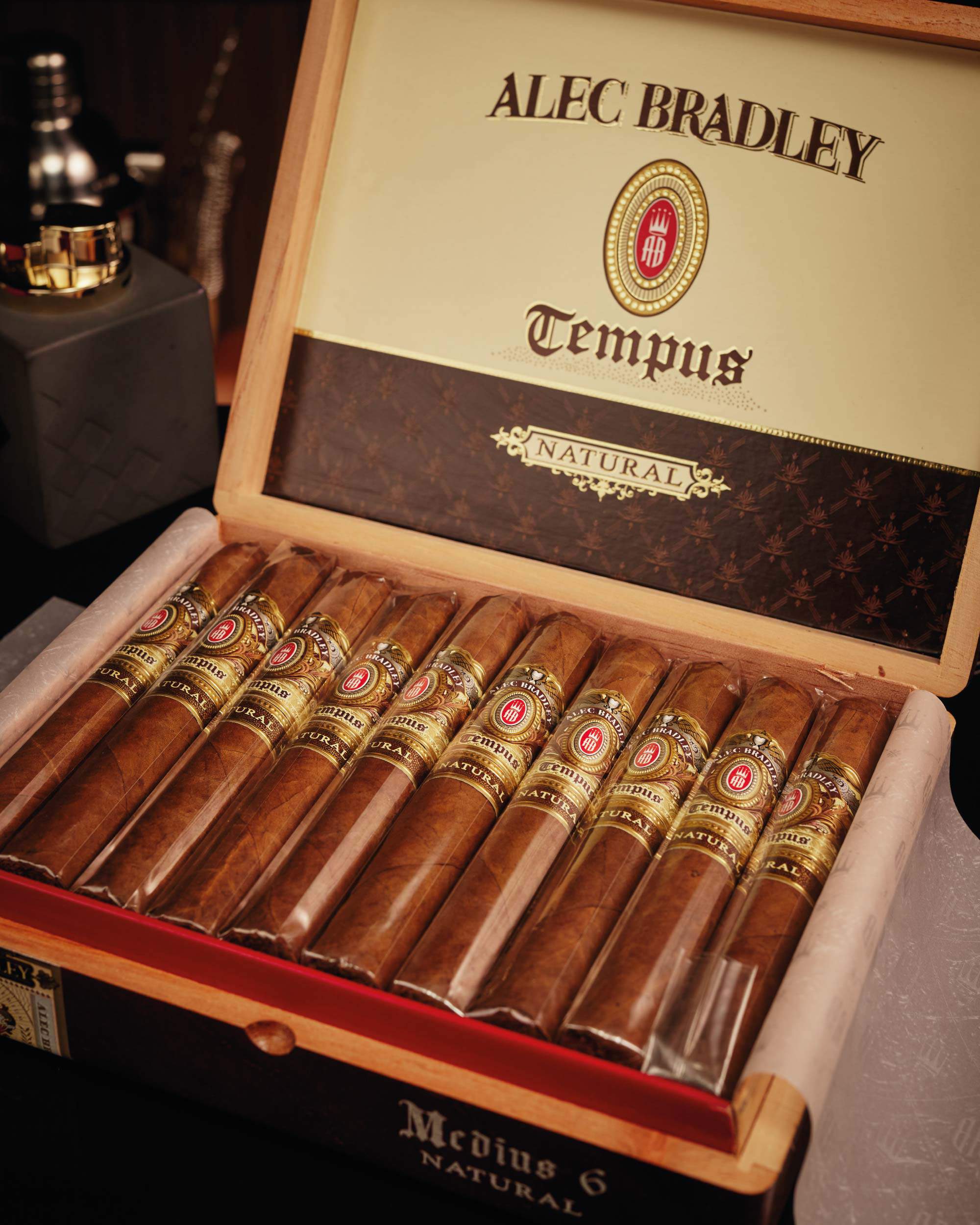 Alec Bradley Tempus Natural Medius 6