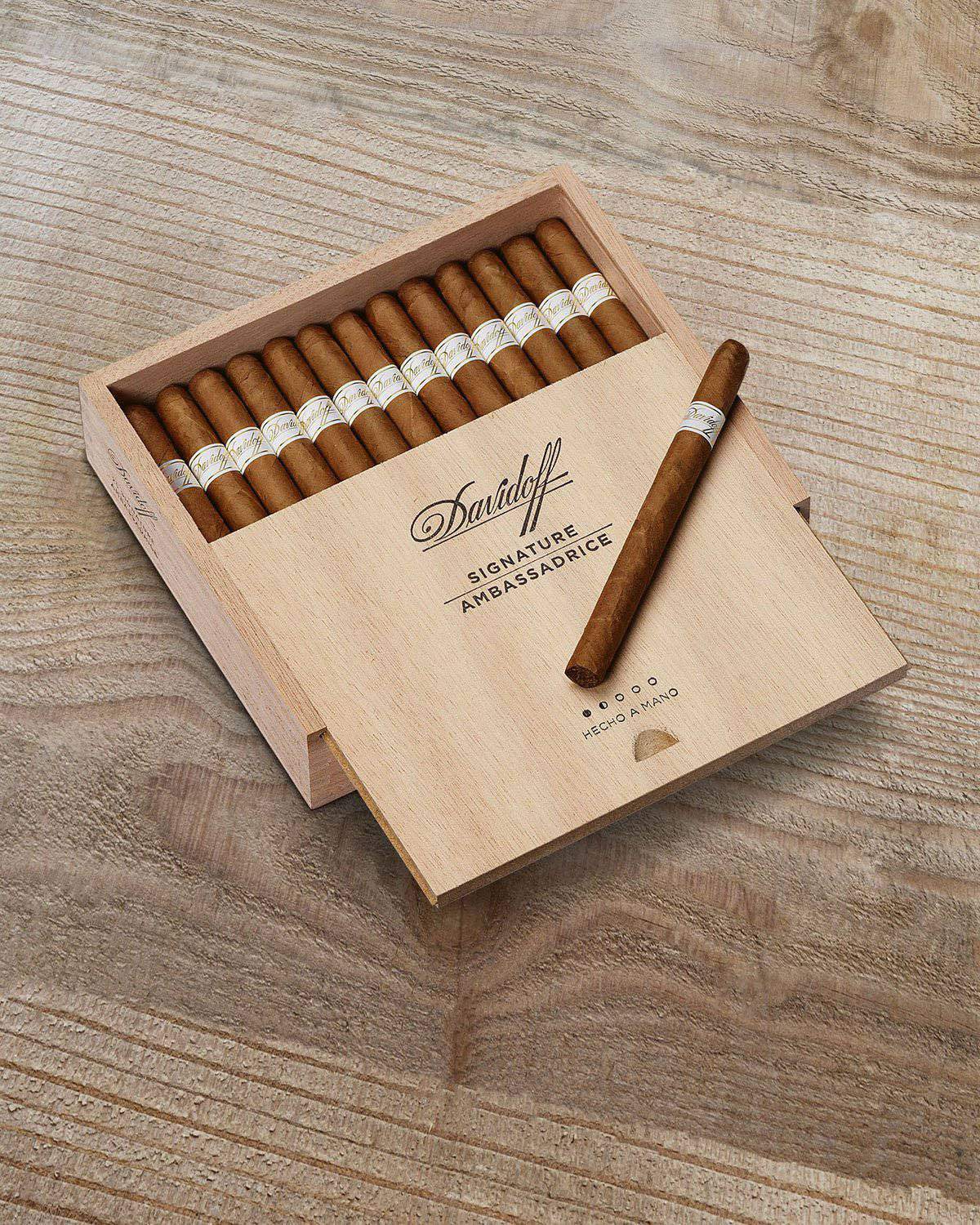 Davidoff Signature Ambassadrice