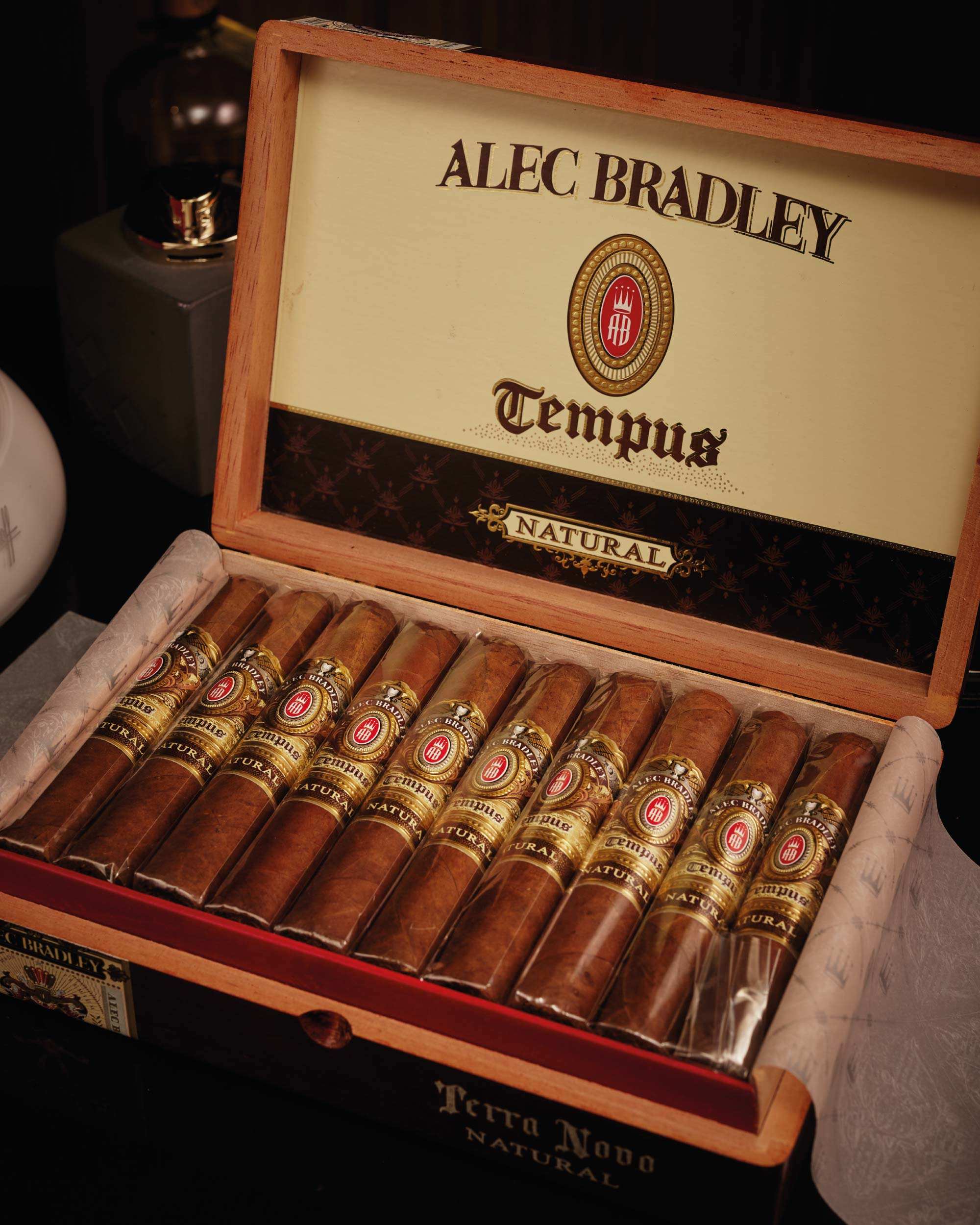 Alec Bradley Tempus Natural Terra Novo