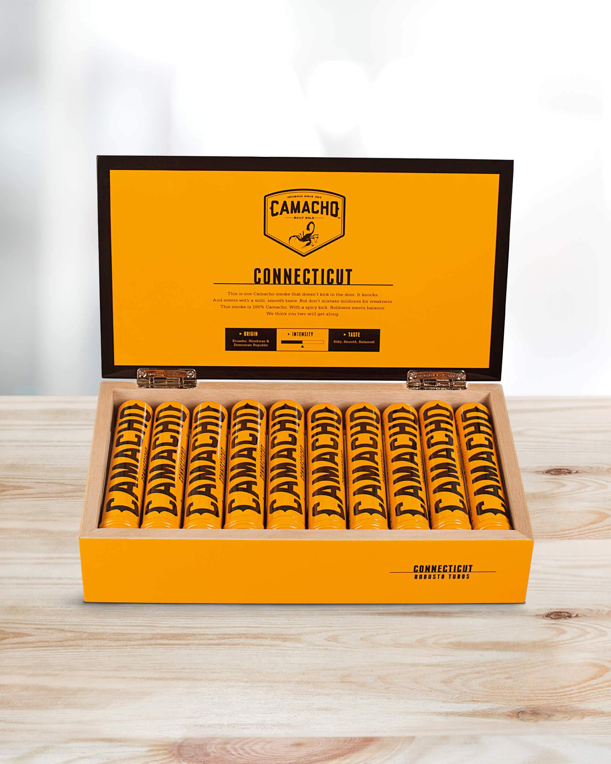 Camacho Connecticut Robusto (Tubos)