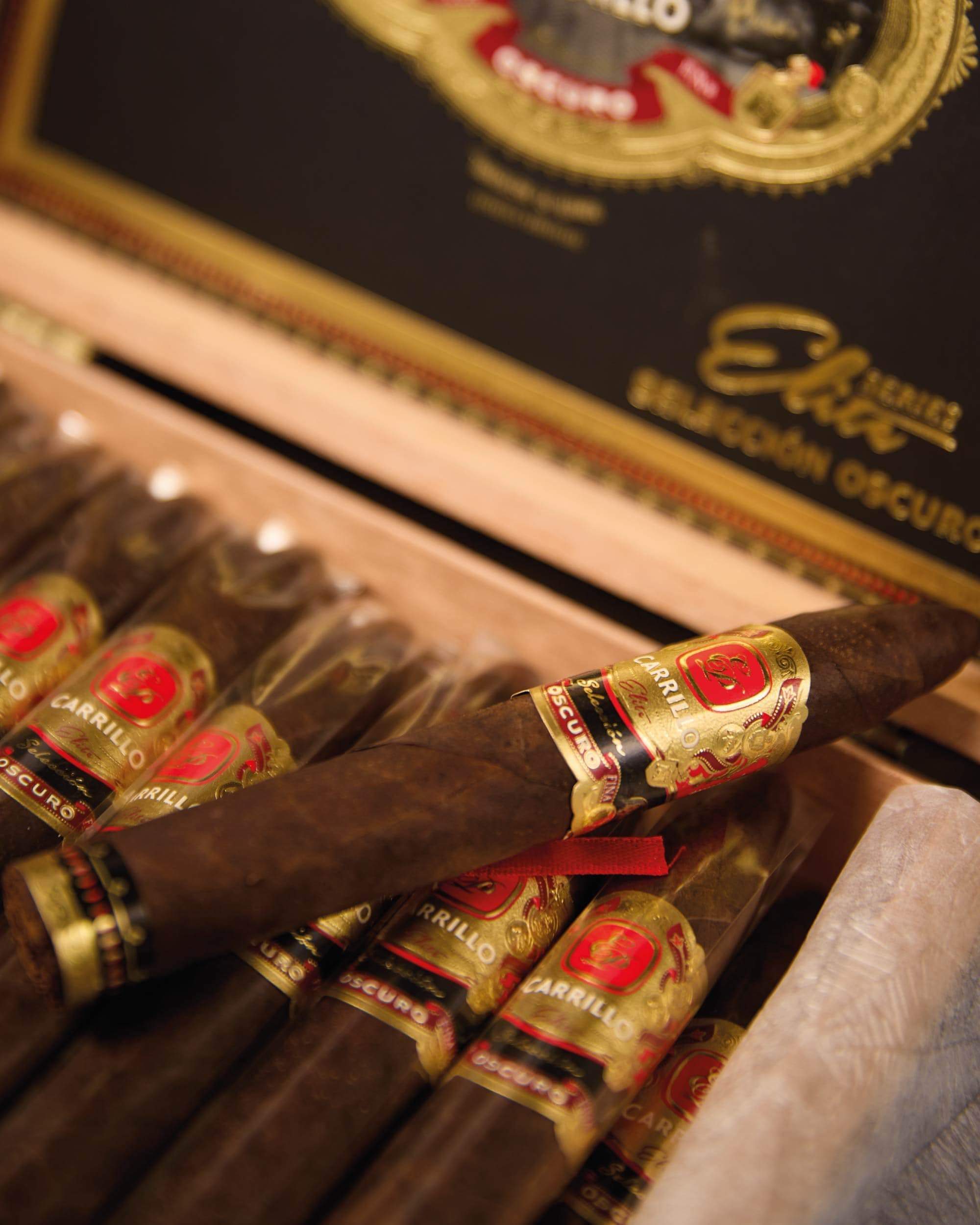 E.P. Carrillo Elite Seleccion Oscuro Piramides Royal