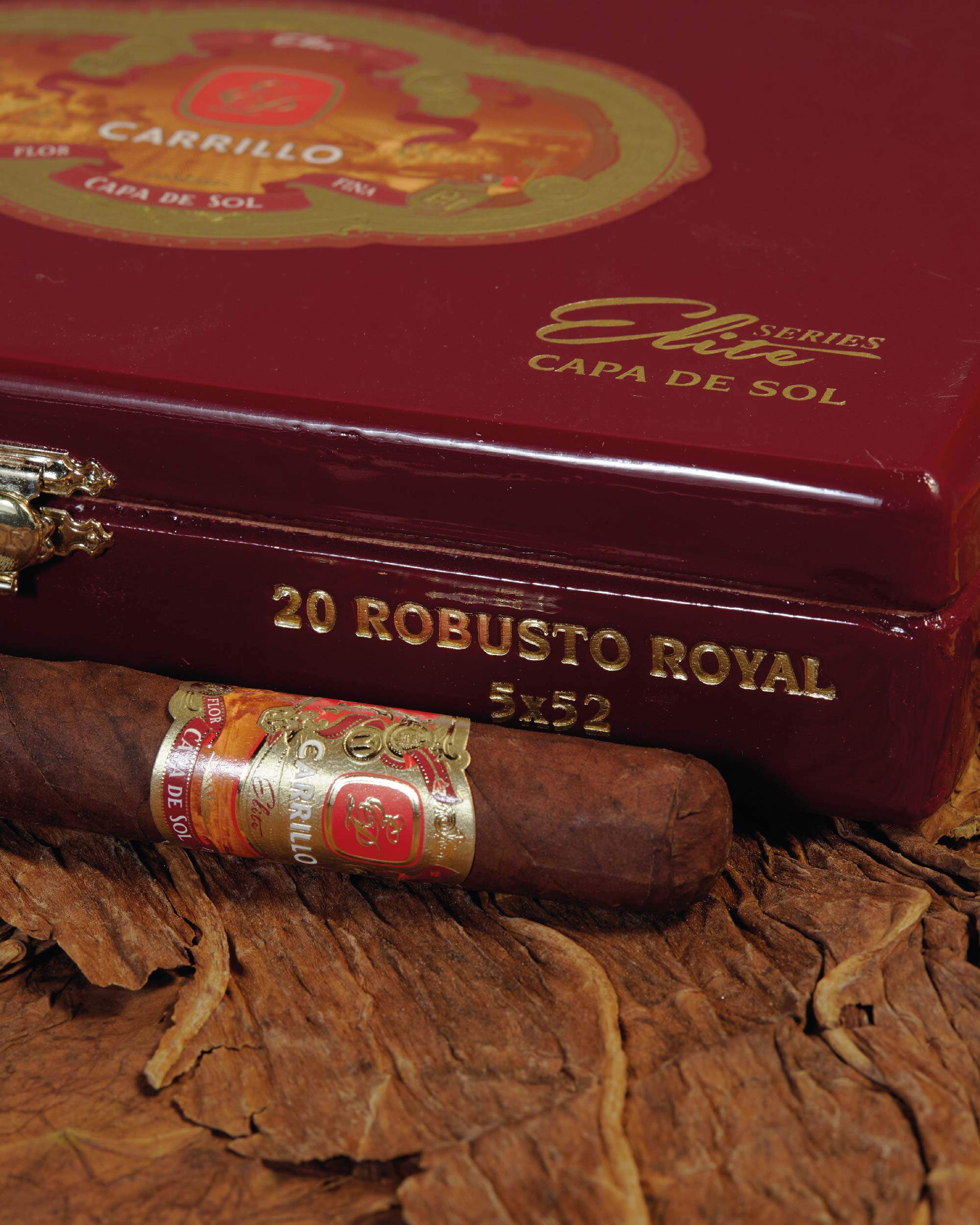 E.P. Carrillo Elite Seleccion Capa De Sol Robusto Royal