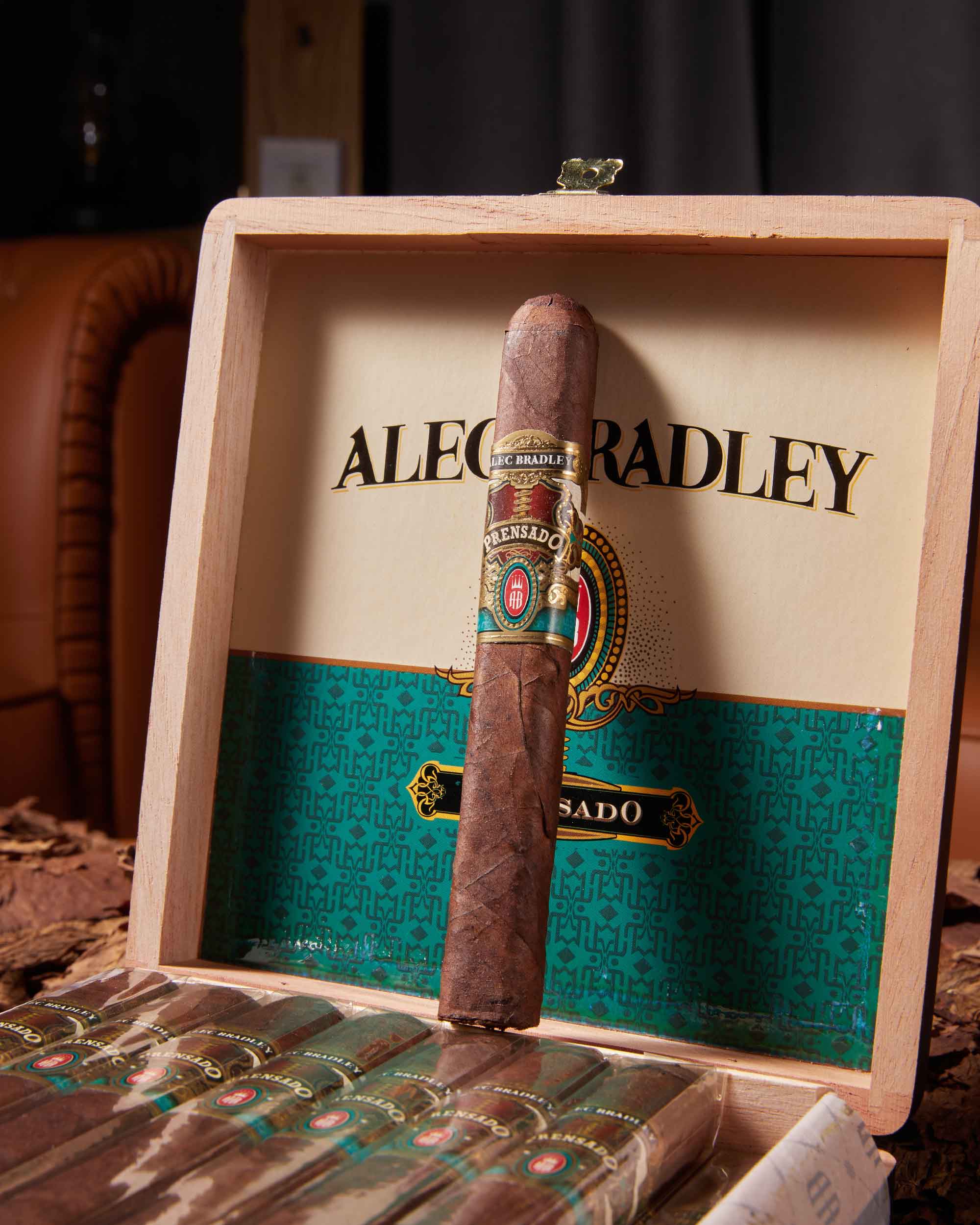 Alec Bradley Prensado Corona Gorda