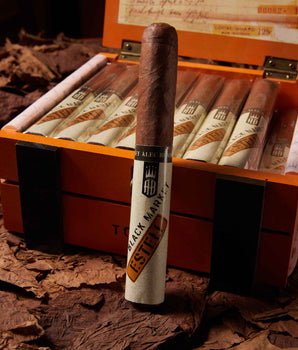 Alec Bradley Black Market Esteli Toro