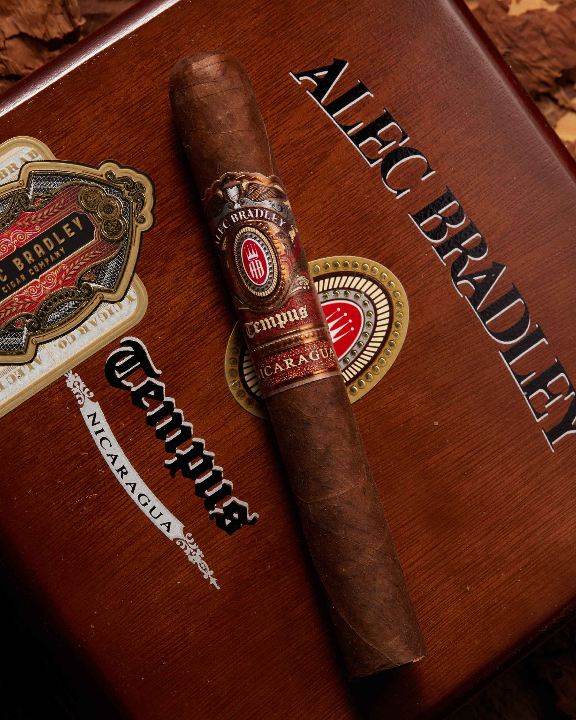 Alec Bradley Tempus Nicaragua Toro