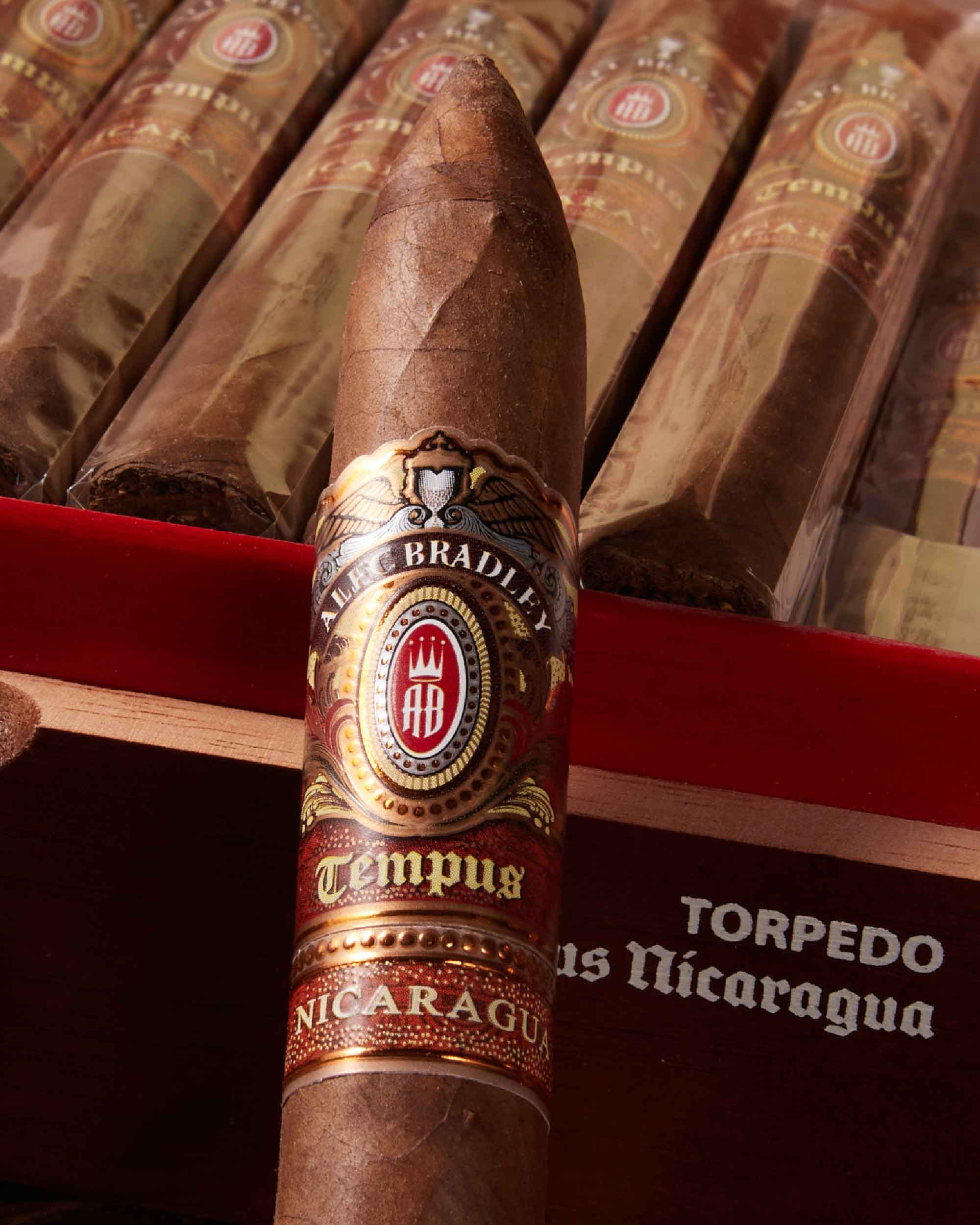 Alec Bradley Tempus Nicaragua Torpedo