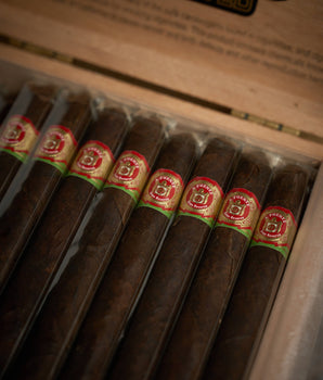 Arturo Fuente Exquisitos Maduro - nextCIGAR