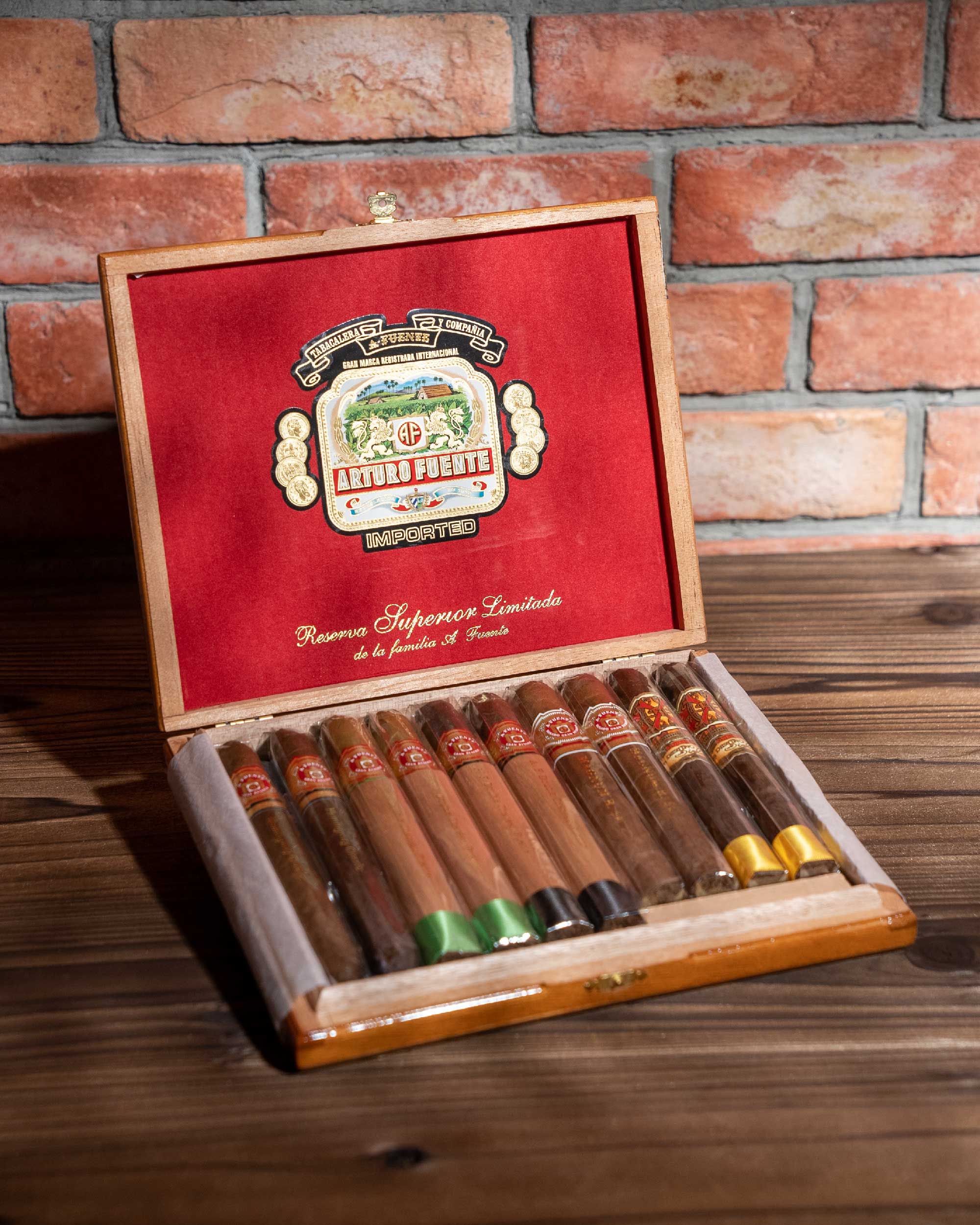 Arturo Fuente Opus X Holiday Collection - nextCIGAR