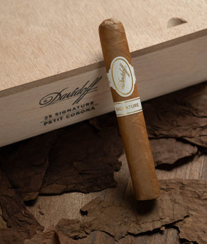 Davidoff Signature Petit Corona