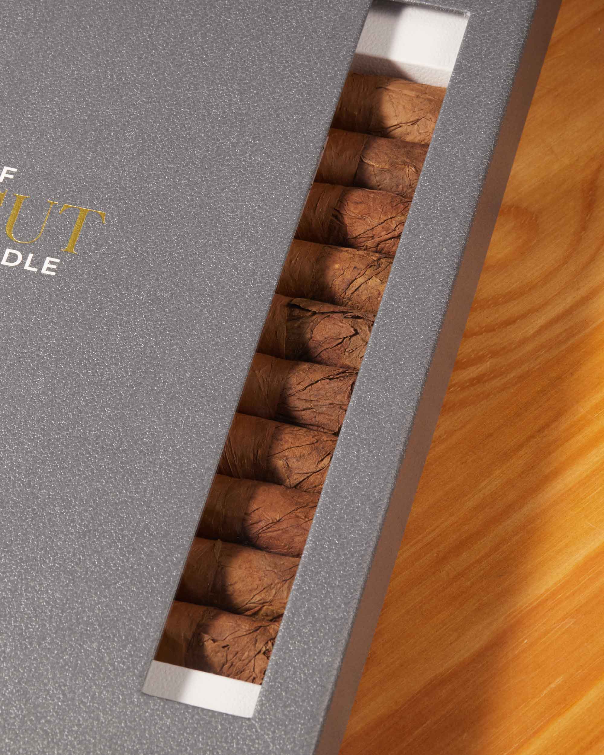 Davidoff Aniversario Special R Cigar Bundle (Uncut)