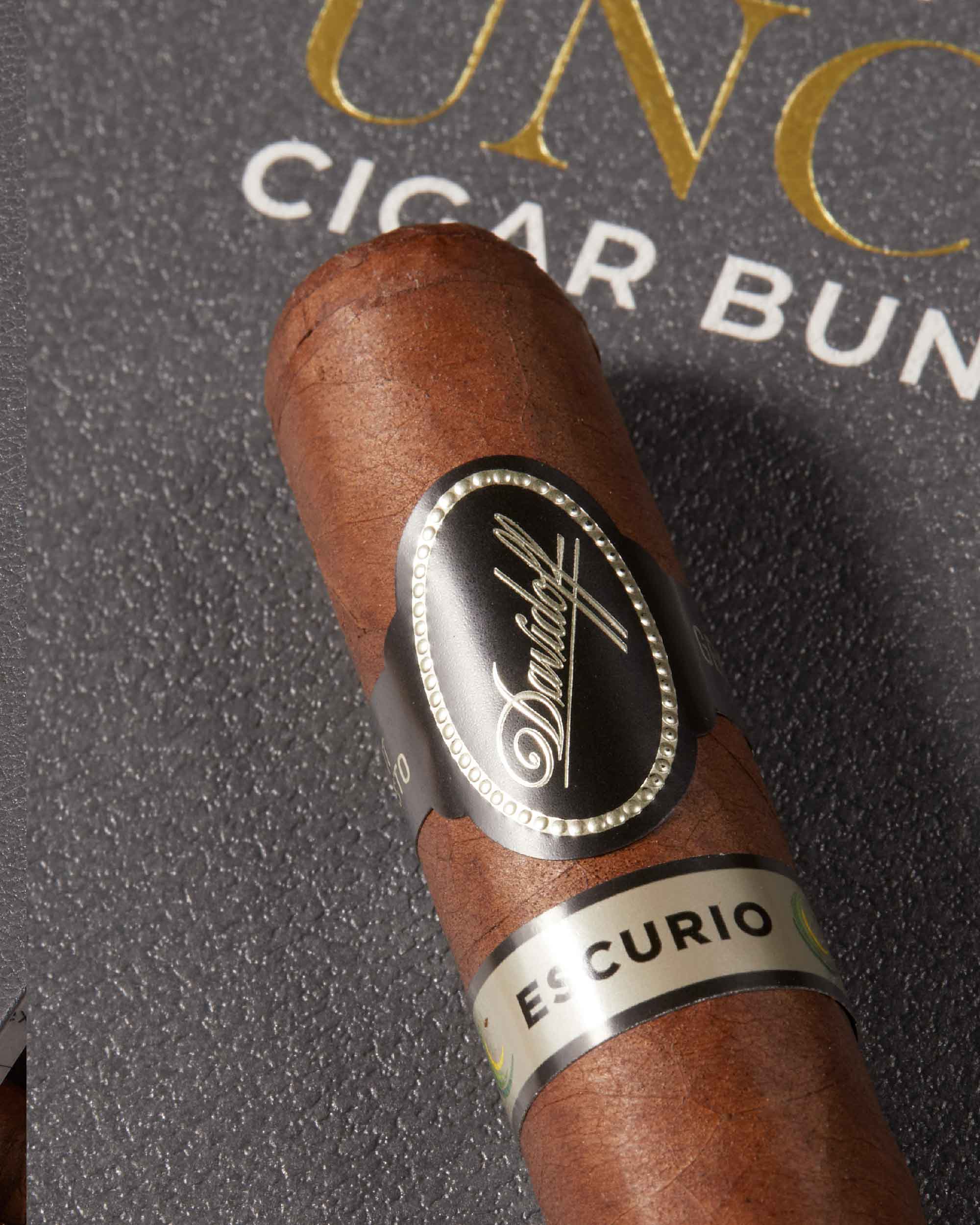 Davidoff Escurio Petit Robusto Cigar Bundle ( Uncut )