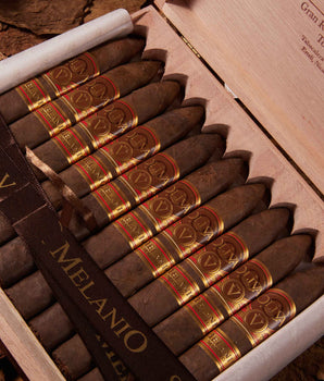 Oliva Serie V Melanio Maduro Torpedo