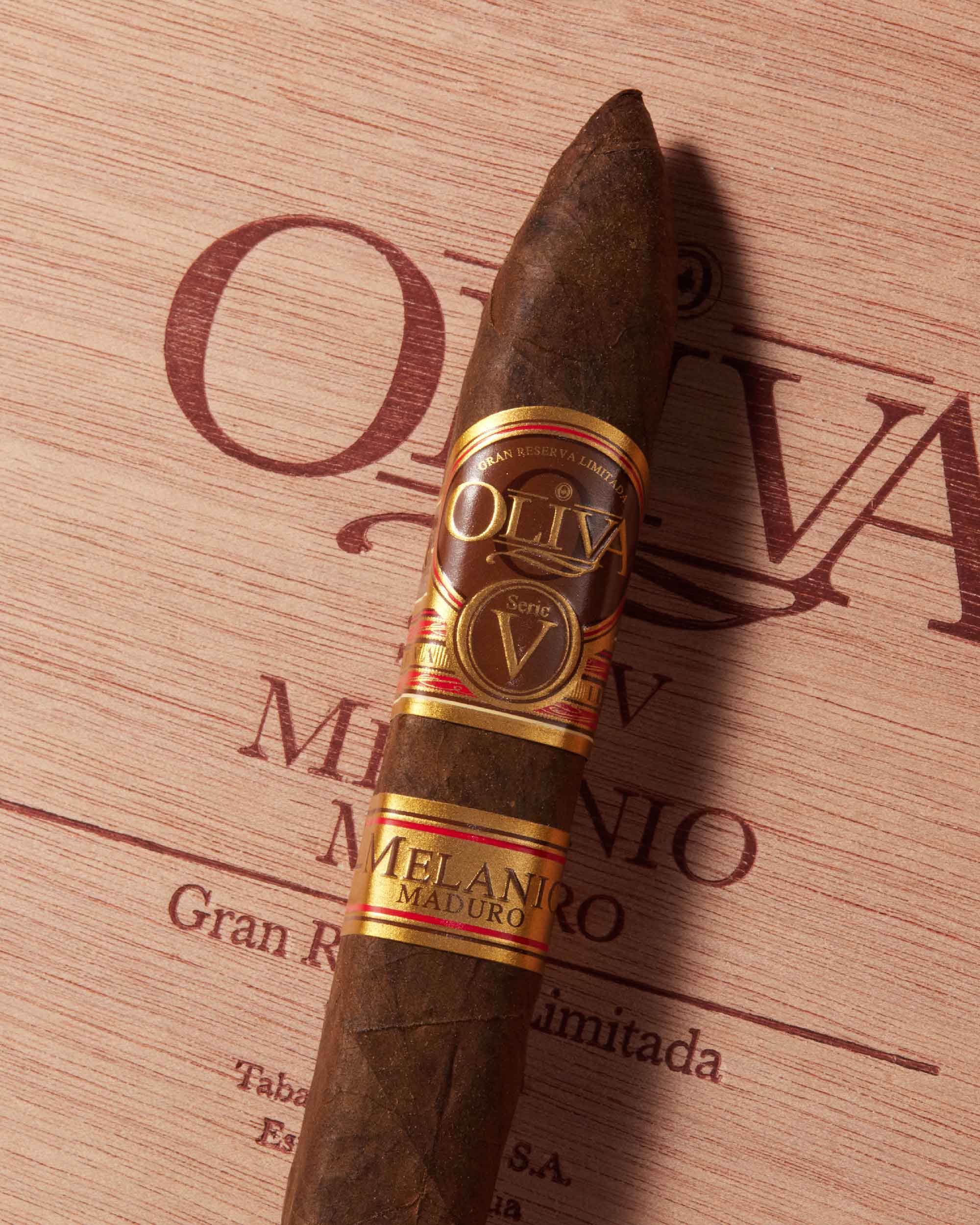 Oliva Serie V Melanio Maduro Torpedo